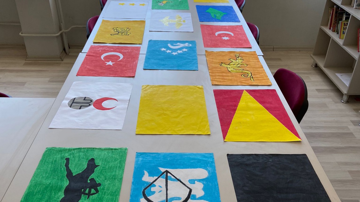 Türk Bayraklarını Öğreniyorum - e Twinning Projesi